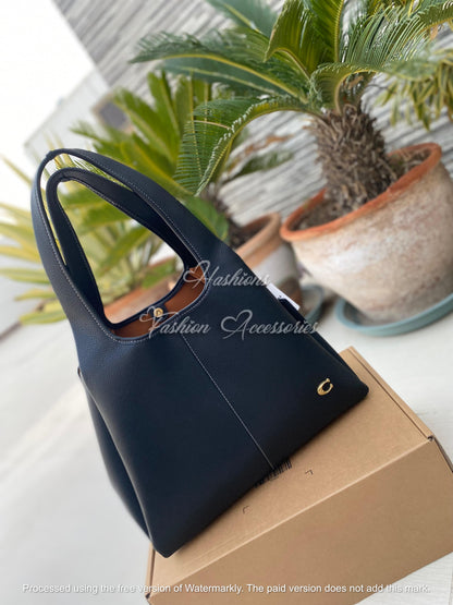 Minimalist Soft Leather Shoulder Bag | Everyday Tote