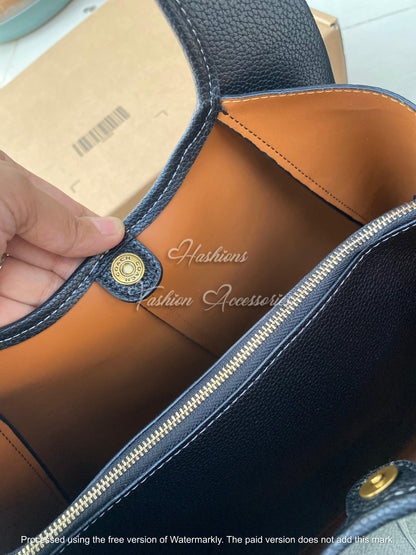 Minimalist Soft Leather Shoulder Bag | Everyday Tote