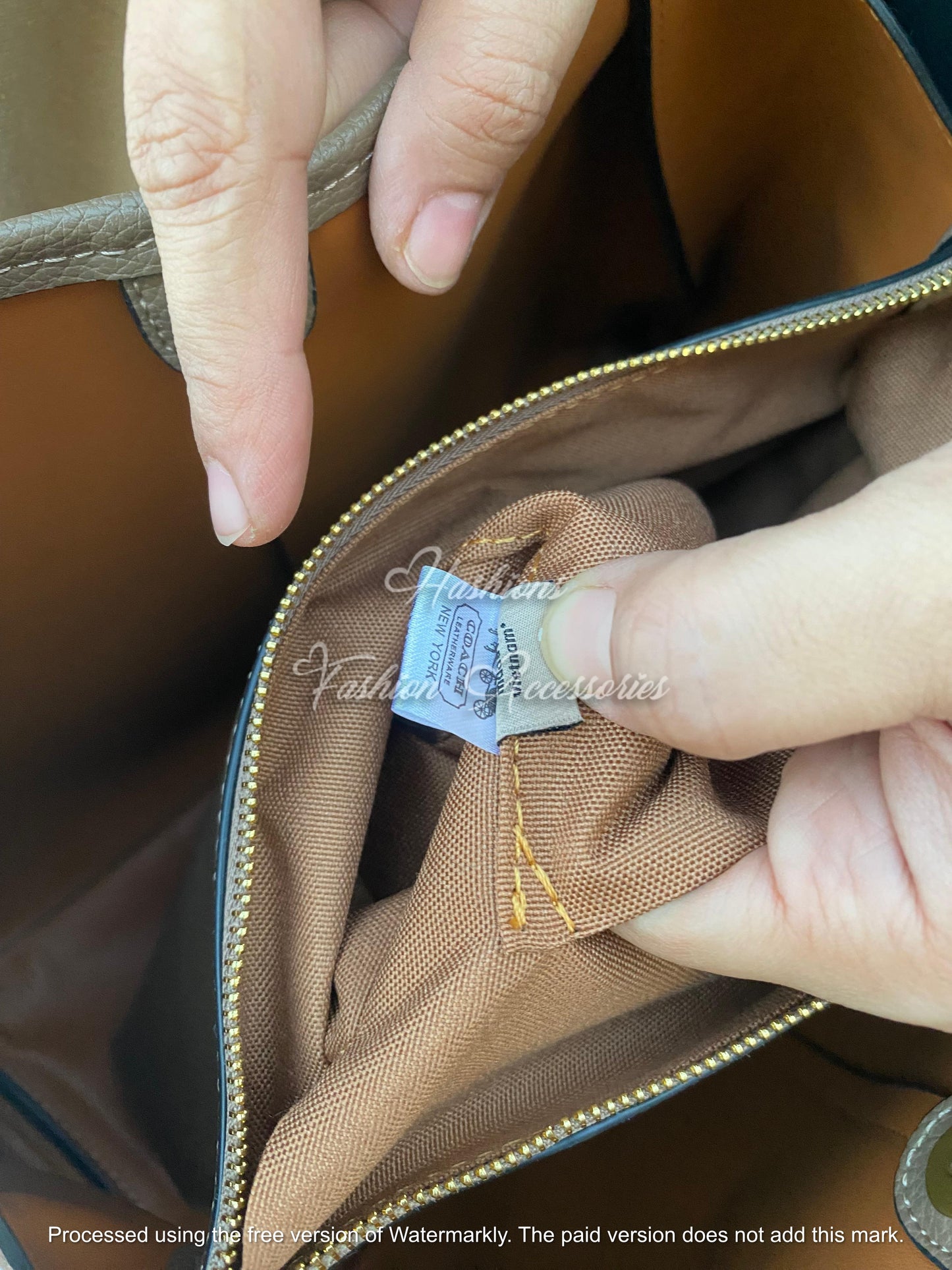 Minimalist Soft Leather Shoulder Bag | Everyday Tote