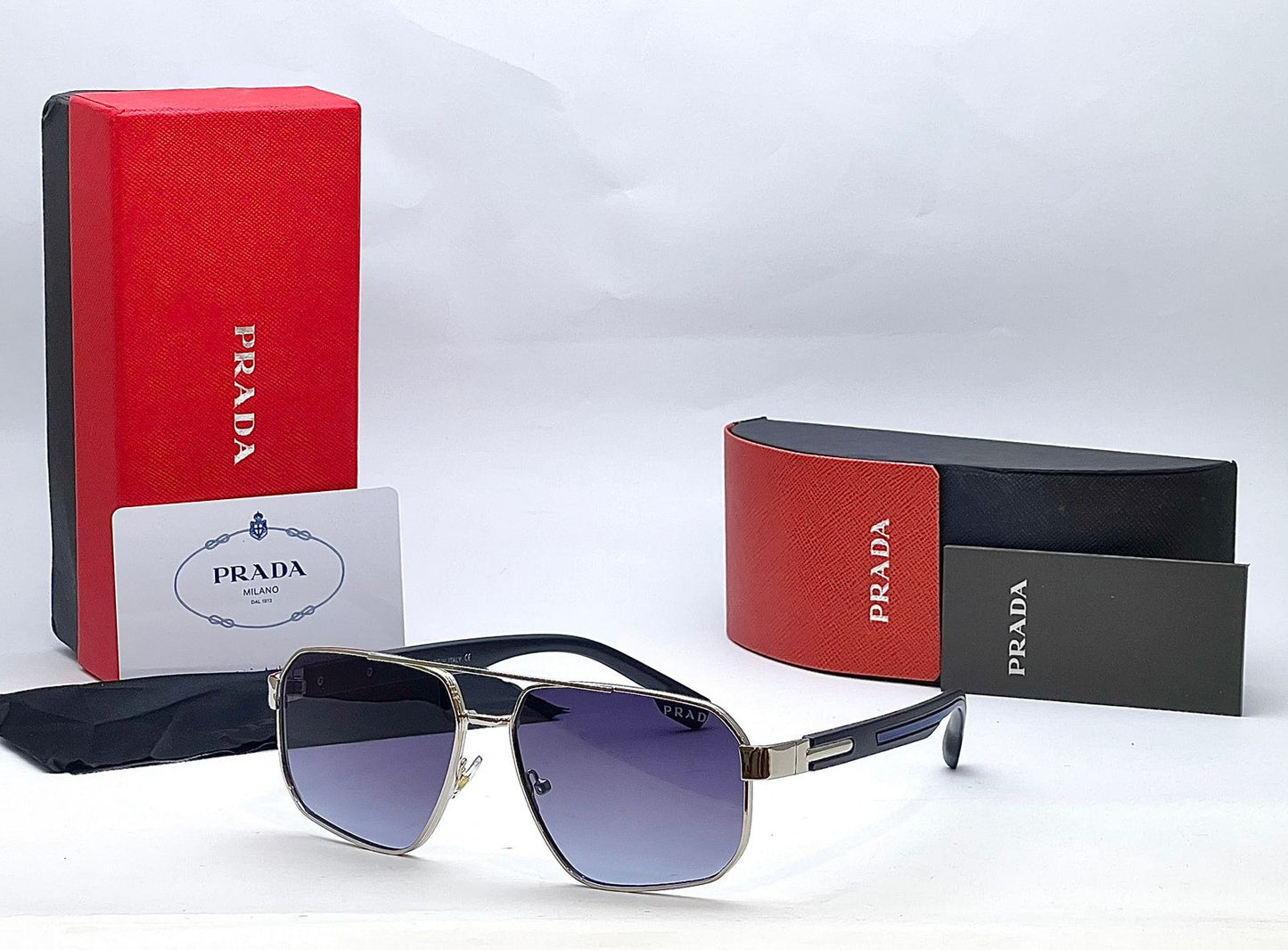 Unisex Square Aviator Sunglasses – Gradient UV Protection Lenses, Premium Metal Frame