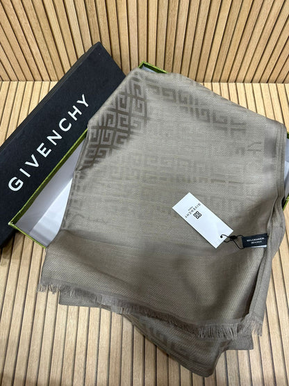 Luxury Pashmina Scarf for Women – Soft Winter Wrap with Woven Pattern