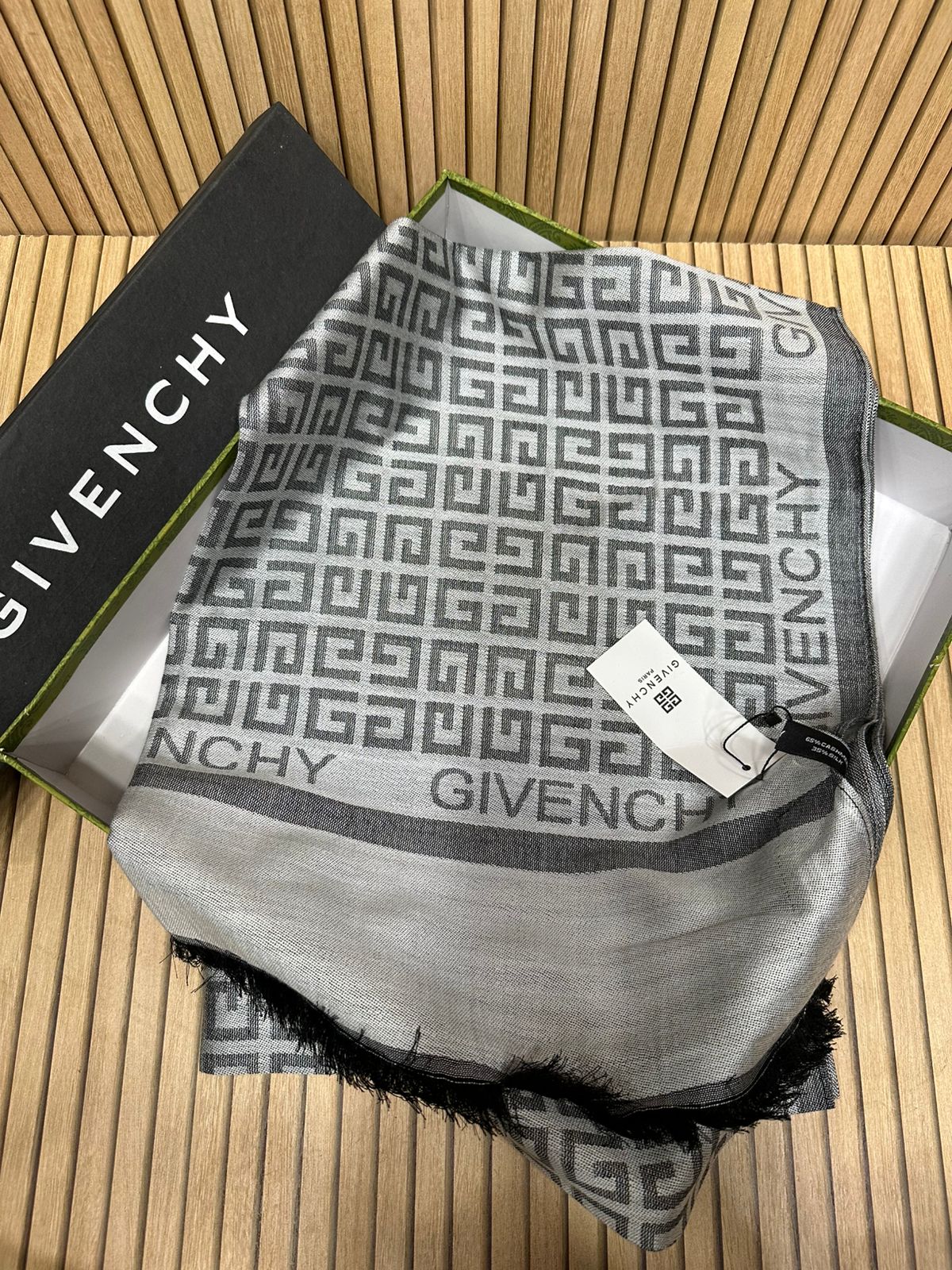 Premium Pashmina Scarf for Women – Soft Woven Winter Shawl & Stole