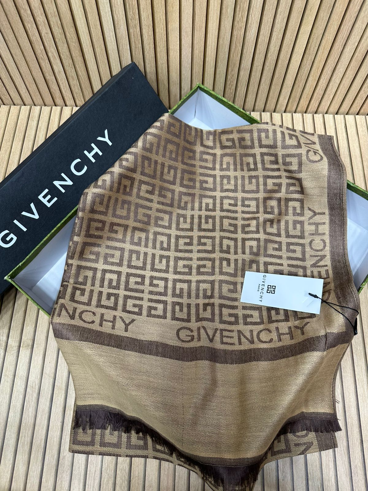 Premium Pashmina Scarf for Women – Soft Woven Winter Shawl & Stole