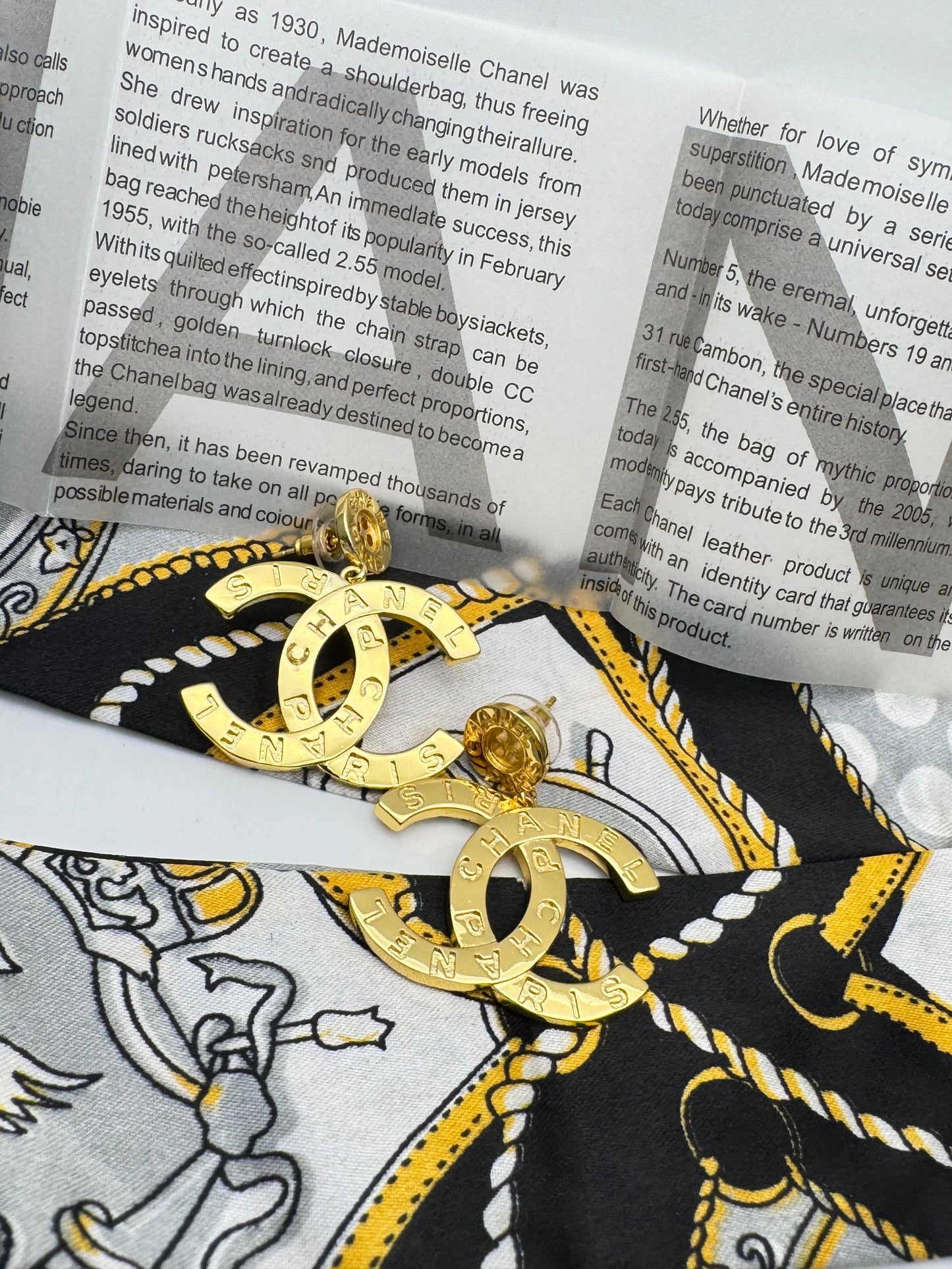 Gold-Tone Interlocking Circle Stud Earrings for Women | Minimal Statement Jewelry