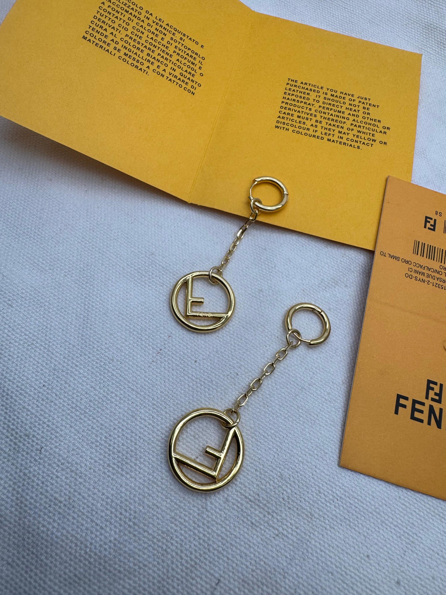 Gold Circle Drop Earrings with Chain Detail – Minimal Statement Dangle Earrings for Women