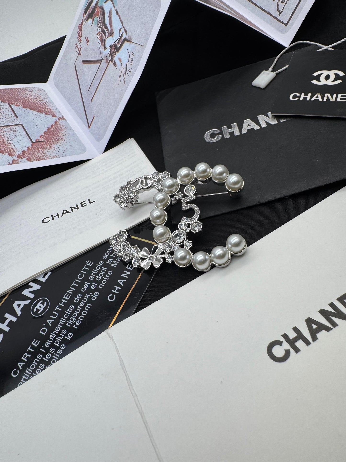 Pearl & Crystal Interlocking C-Shape Brooch – Silver Tone Statement Brooch for Women