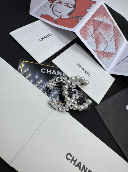 Pearl & Crystal Interlocking C-Shape Brooch – Silver Tone Statement Brooch for Women