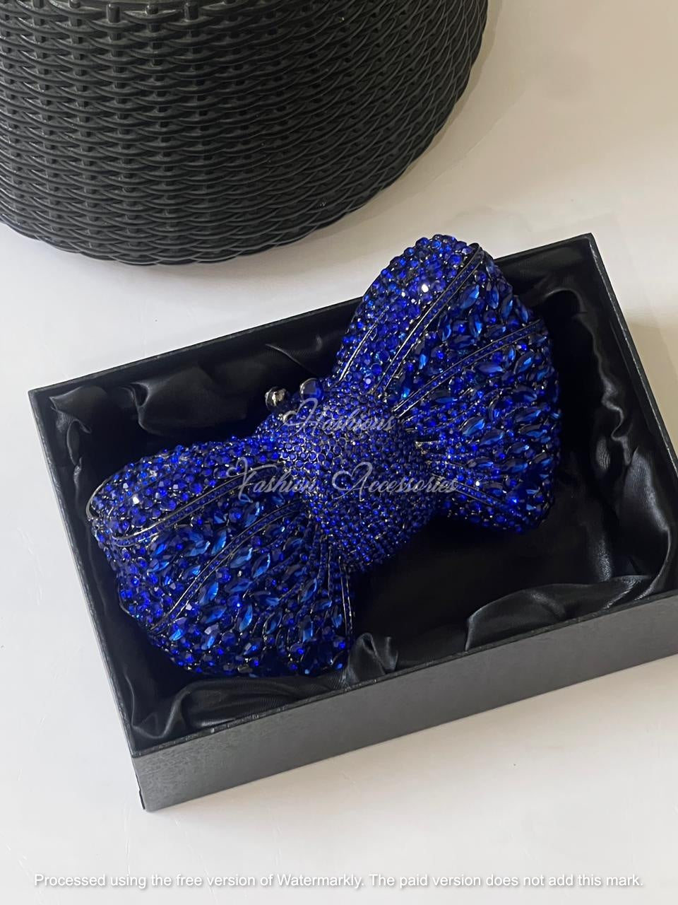 Crystal Bow Clutch – Elegant Evening Bag for Weddings & Parties