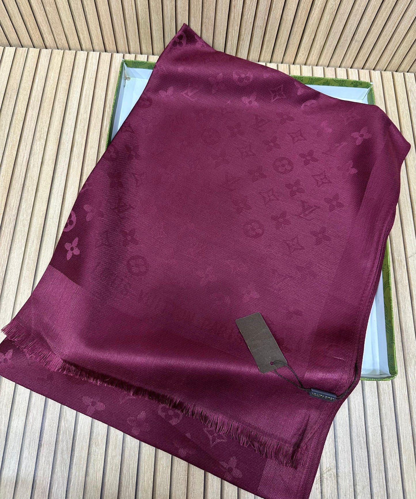 Luxury Jacquard Pashmina Scarf for Women – Soft Winter Shawl with Elegant All-Over Pattern