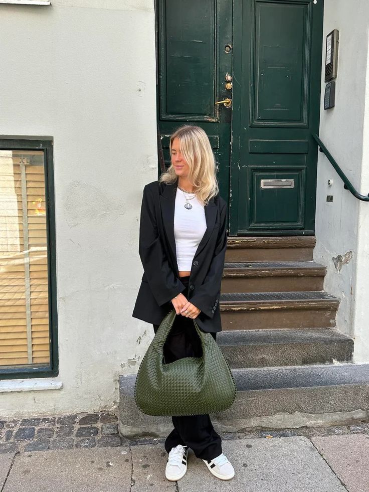 Woven Hobo Bag – Everyday Luxury Shoulder Bag
