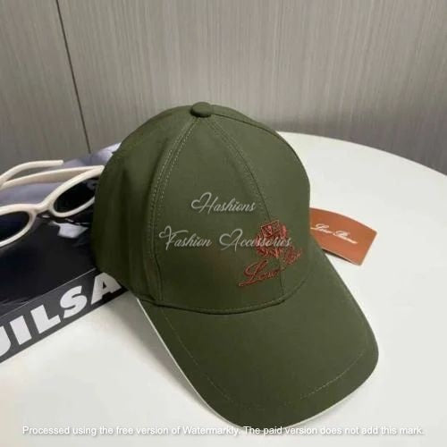 Luxury Cashmere Embroidered Baseball Cap – Ultra-Soft Unisex Structured Hat