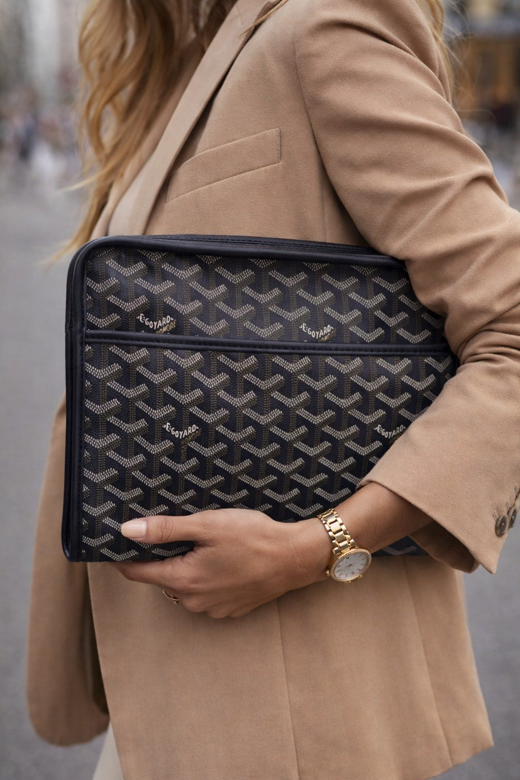 Chevron Pattern Envelope Clutch & Tablet Sleeve – Premium Document Organizer