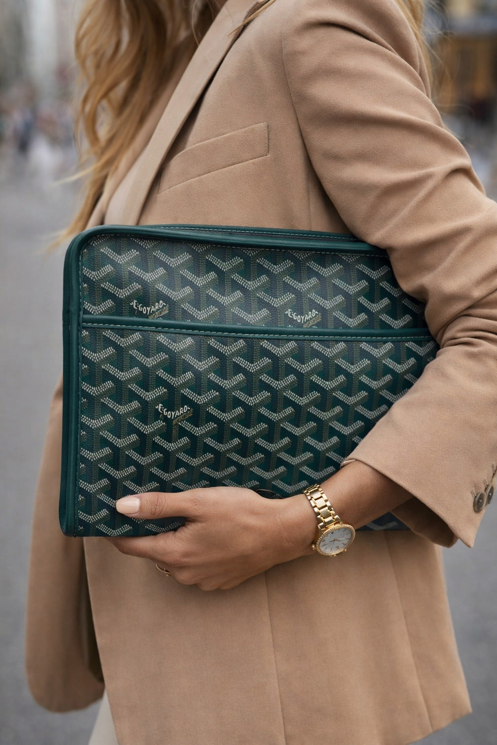 Chevron Pattern Envelope Clutch & Tablet Sleeve – Premium Document Organizer
