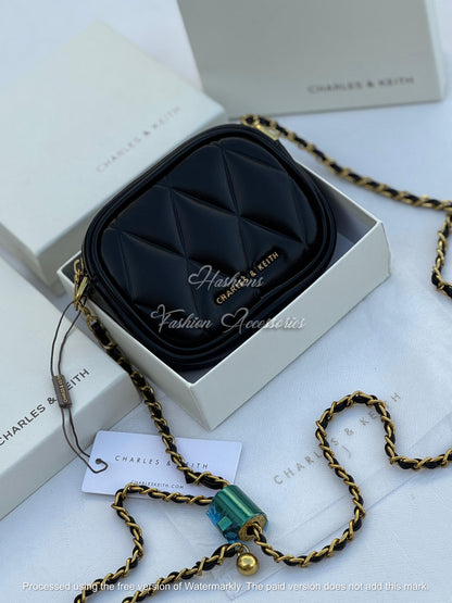 Quilted Diamond Chain Crossbody Bag