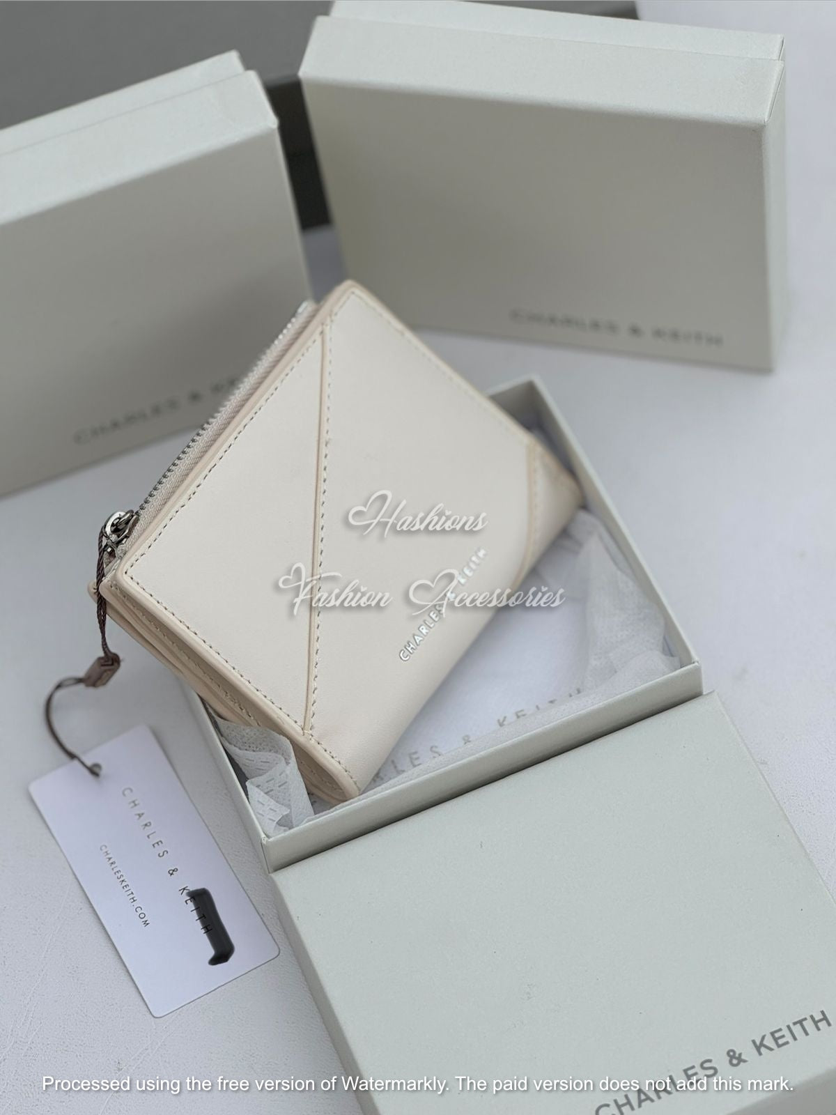 Geometric Panel Zip Wallet