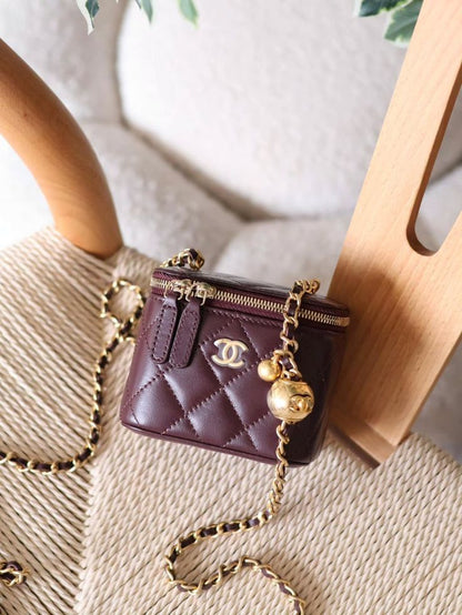 Quilted Leather Mini Vanity Case