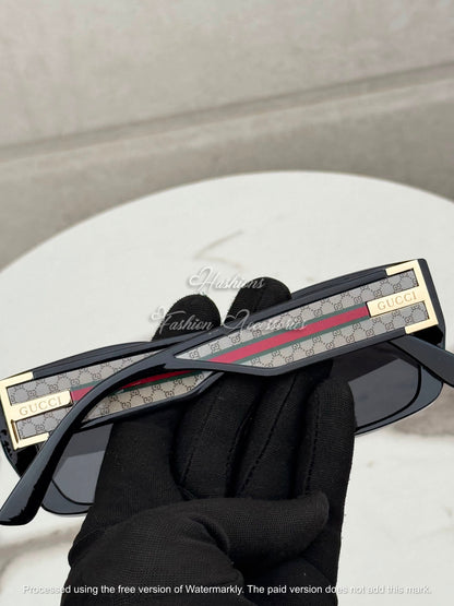 Black Square Sunglasses