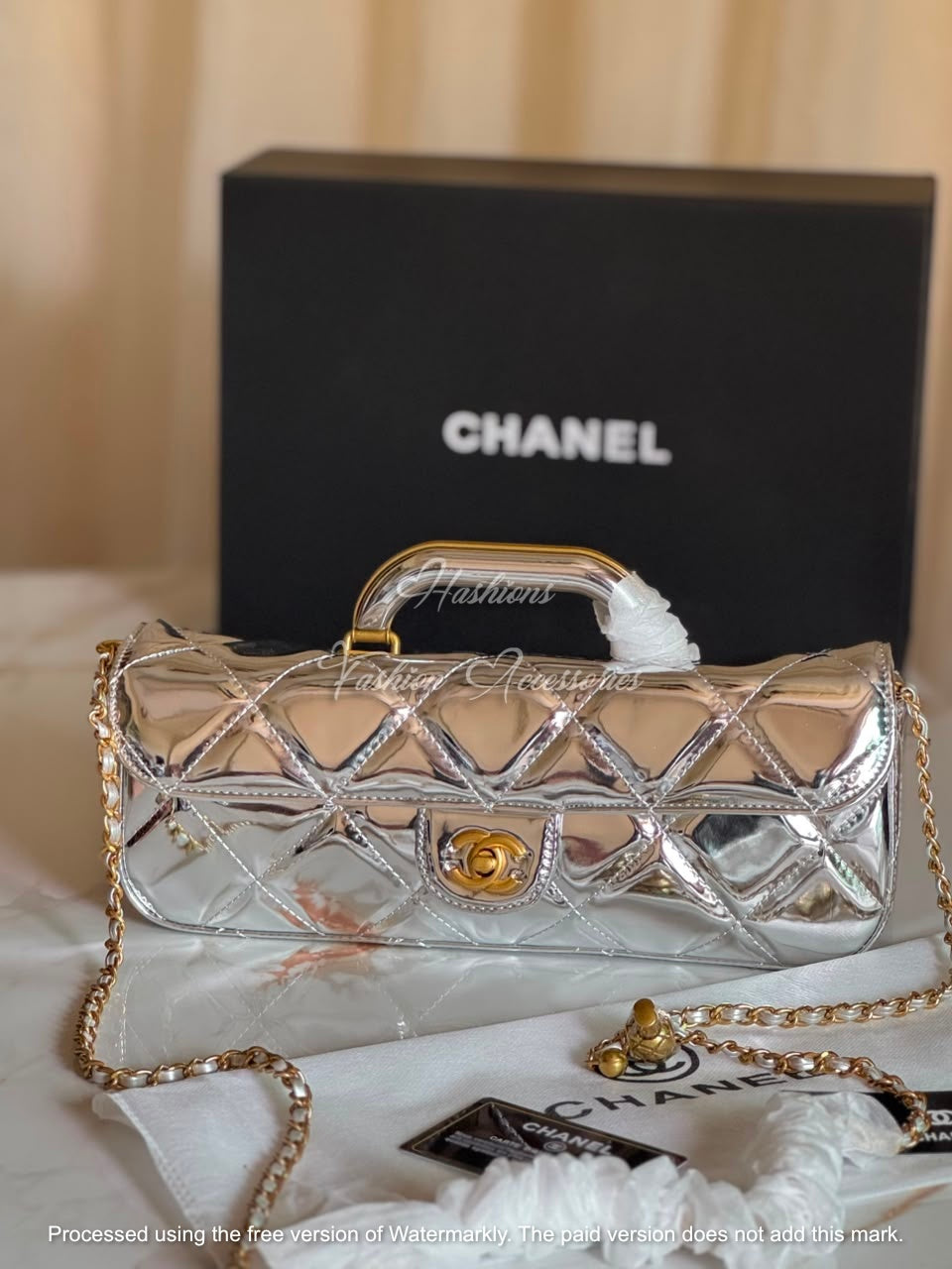 Glossy Quilted Handle Bag