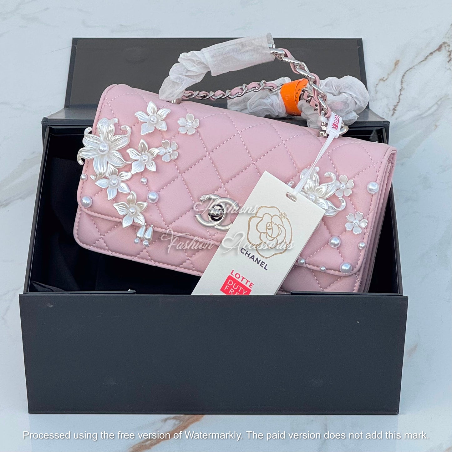 Pearl Floral Quilted Bag