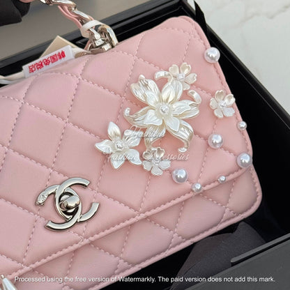 Pearl Floral Quilted Bag