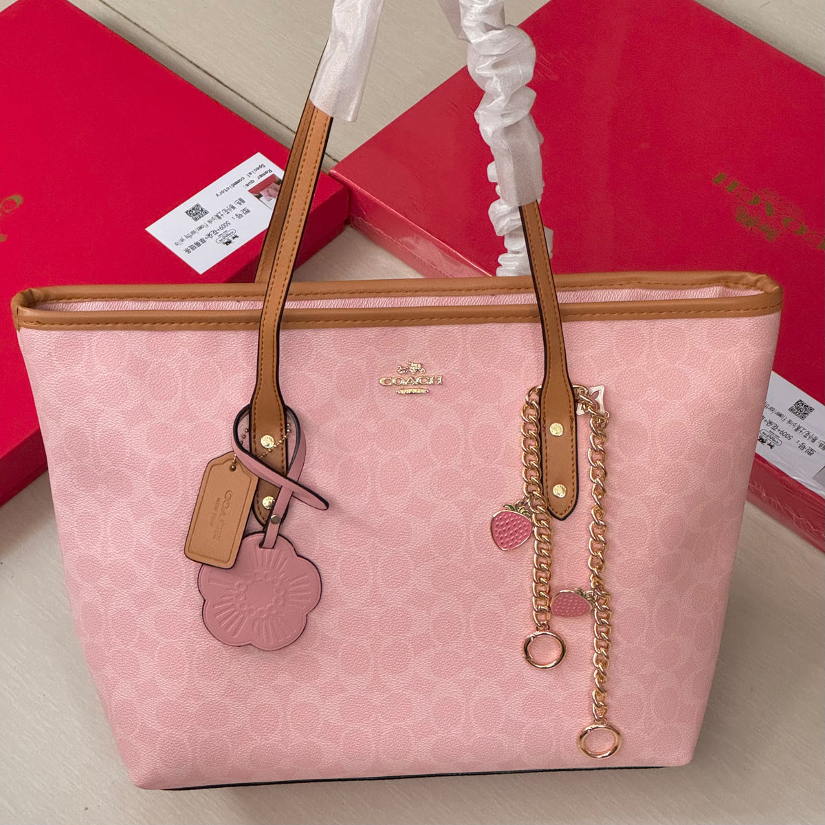 Charm Zip Tote