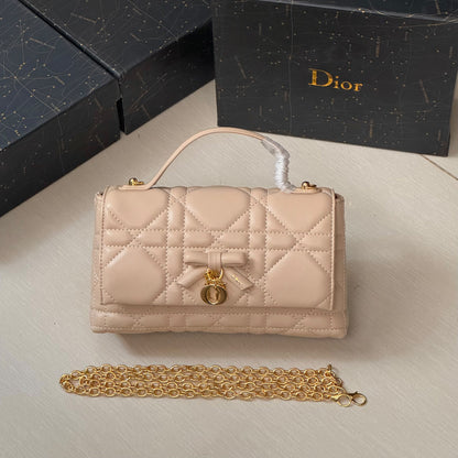 Quilted Bow Bag