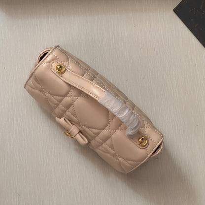 Quilted Bow Bag
