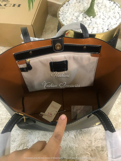 COA-CH North Tote bag