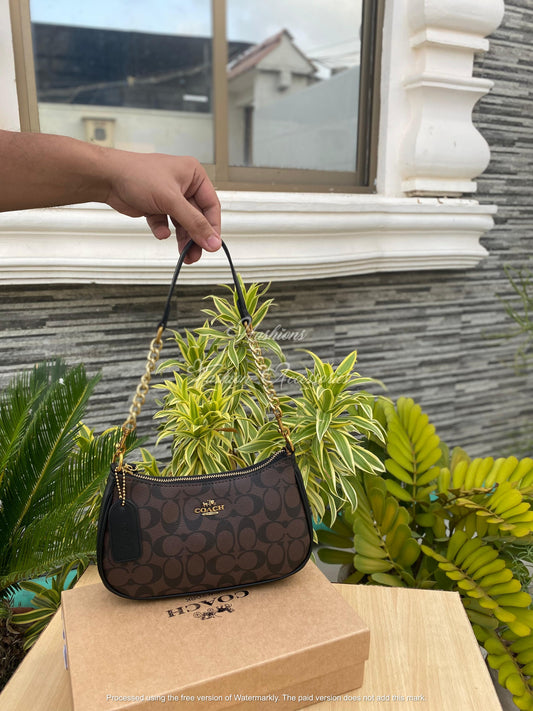 TERI Shoulder Bag