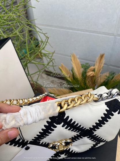 CHAN-EL Flap Bag 19 (Crochet) - White