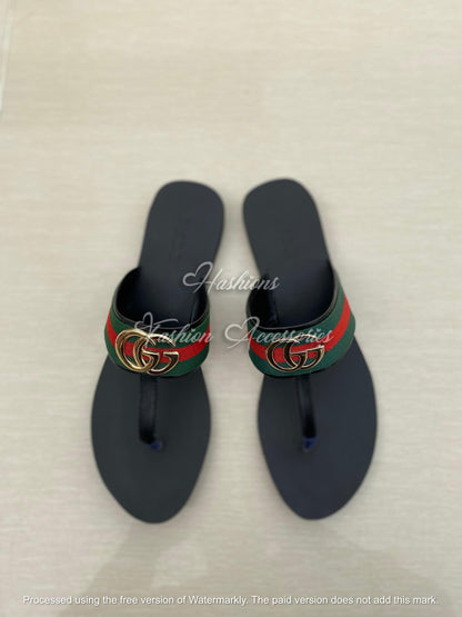 GG Logo Flats