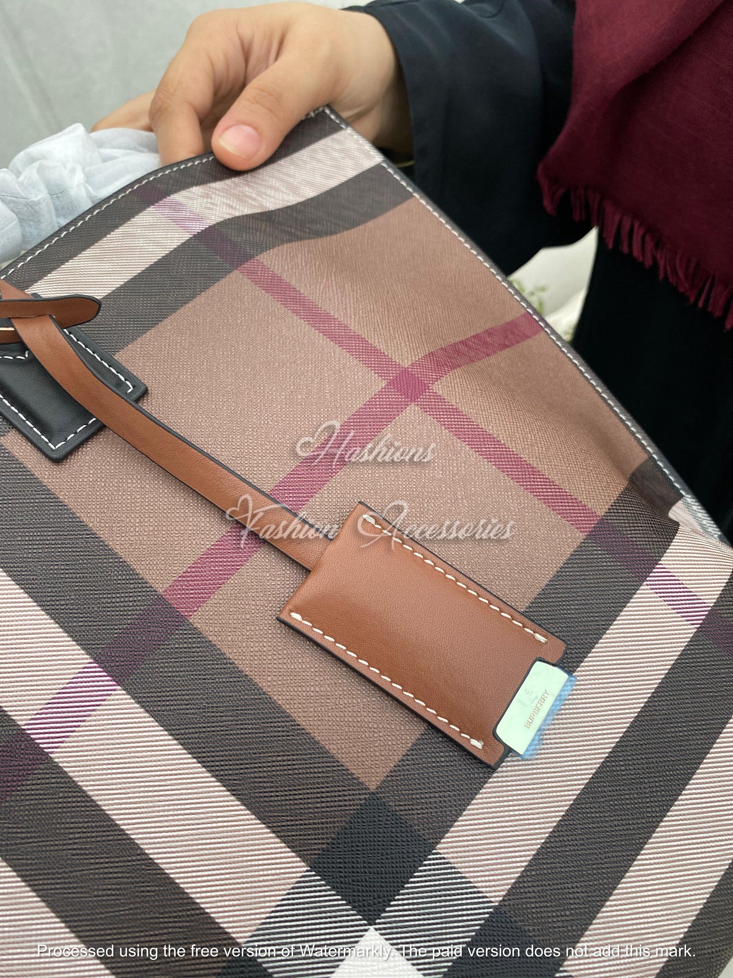 Classic Check Tote Bag – Luxury Large Handbag for Women