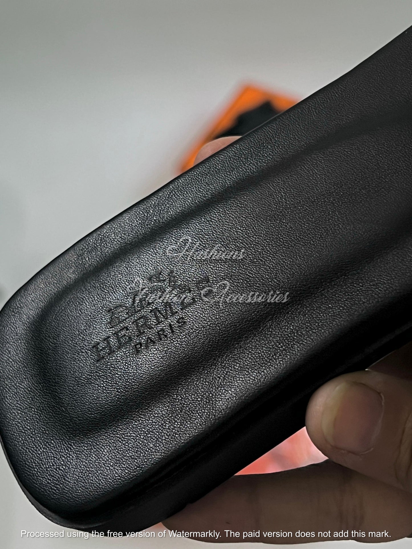 Women’s Minimalist Slip-On Flats – Black & Tan Comfortable Everyday Sandals