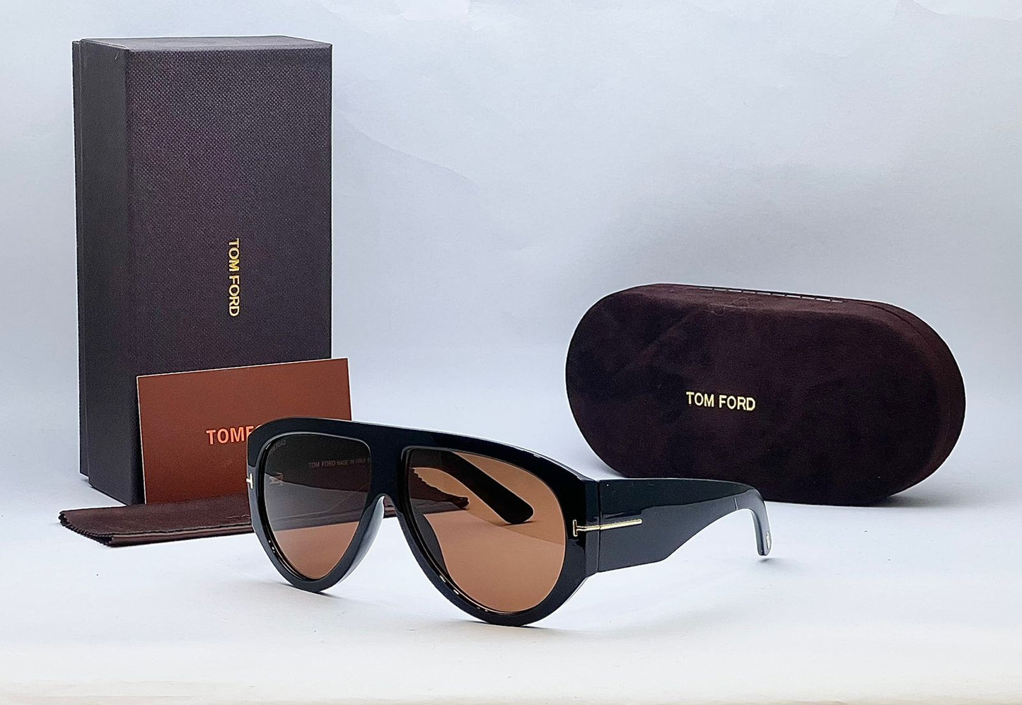 Oversized Chunky Pilot Sunglasses for Men & Women – Premium Black Acetate Frame