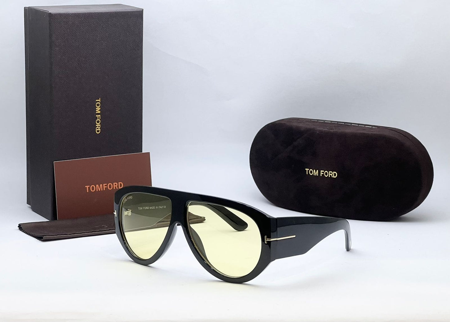 Oversized Chunky Pilot Sunglasses for Men & Women – Premium Black Acetate Frame