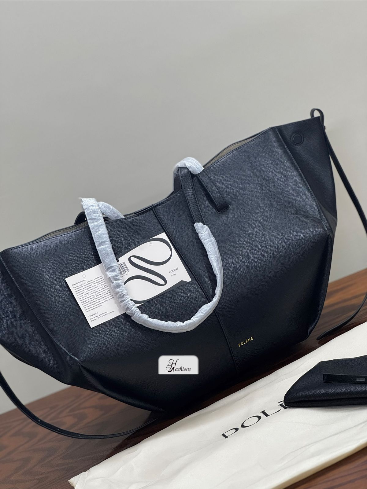 Large Structured Curve Tote Bag – Lightweight Everyday Work Shoulder Bag