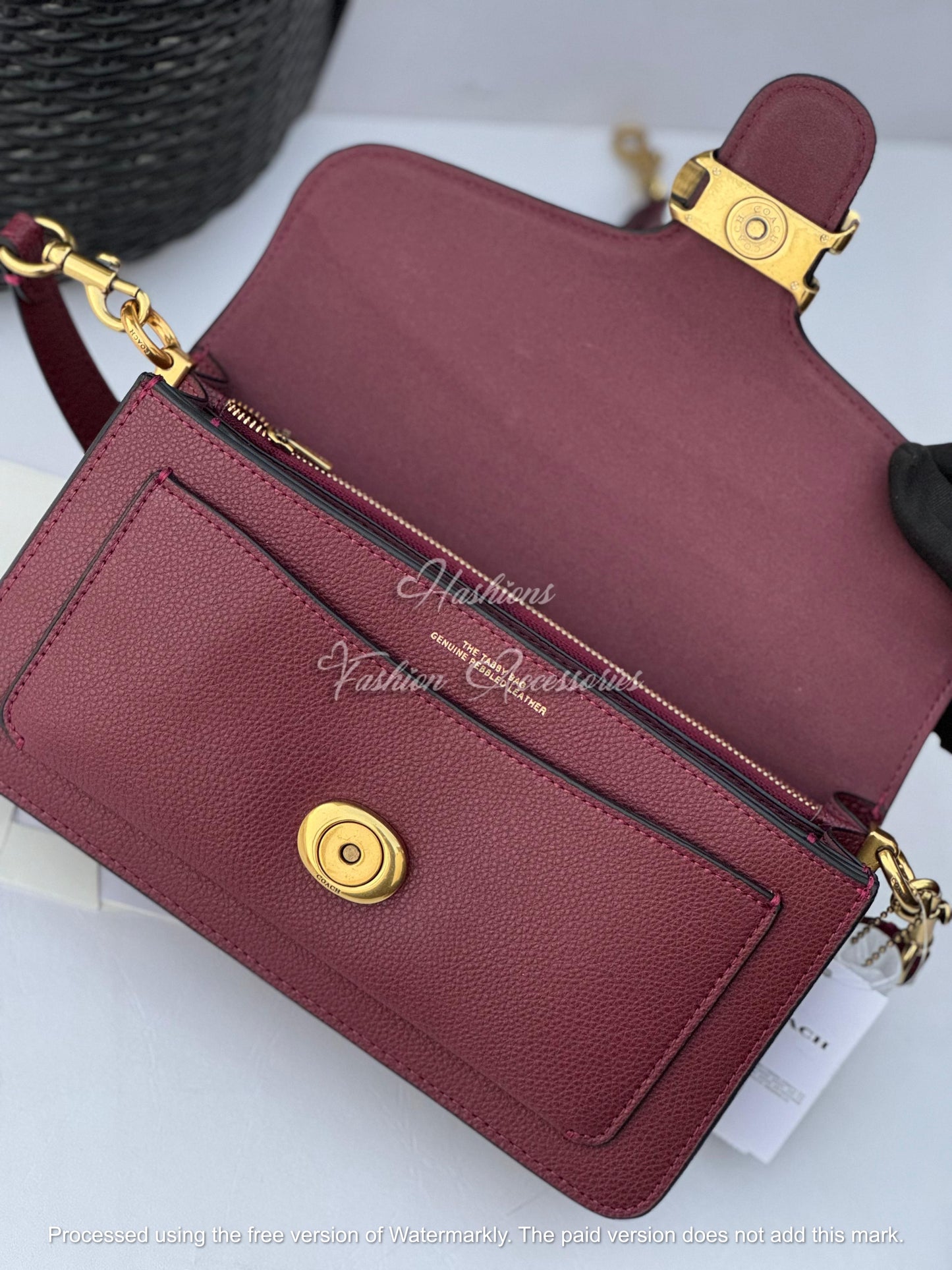 Premium Pebbled Leather Flap Crossbody Bag with Convertible Straps