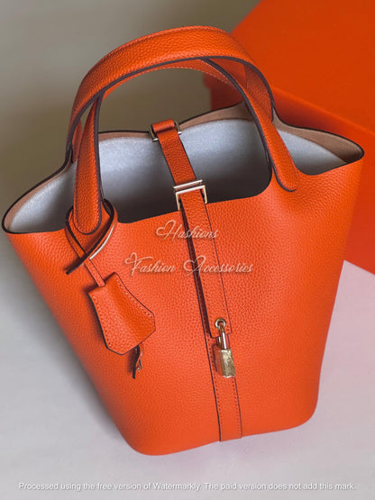 Minimalist Leather Bucket Bag 18cm
