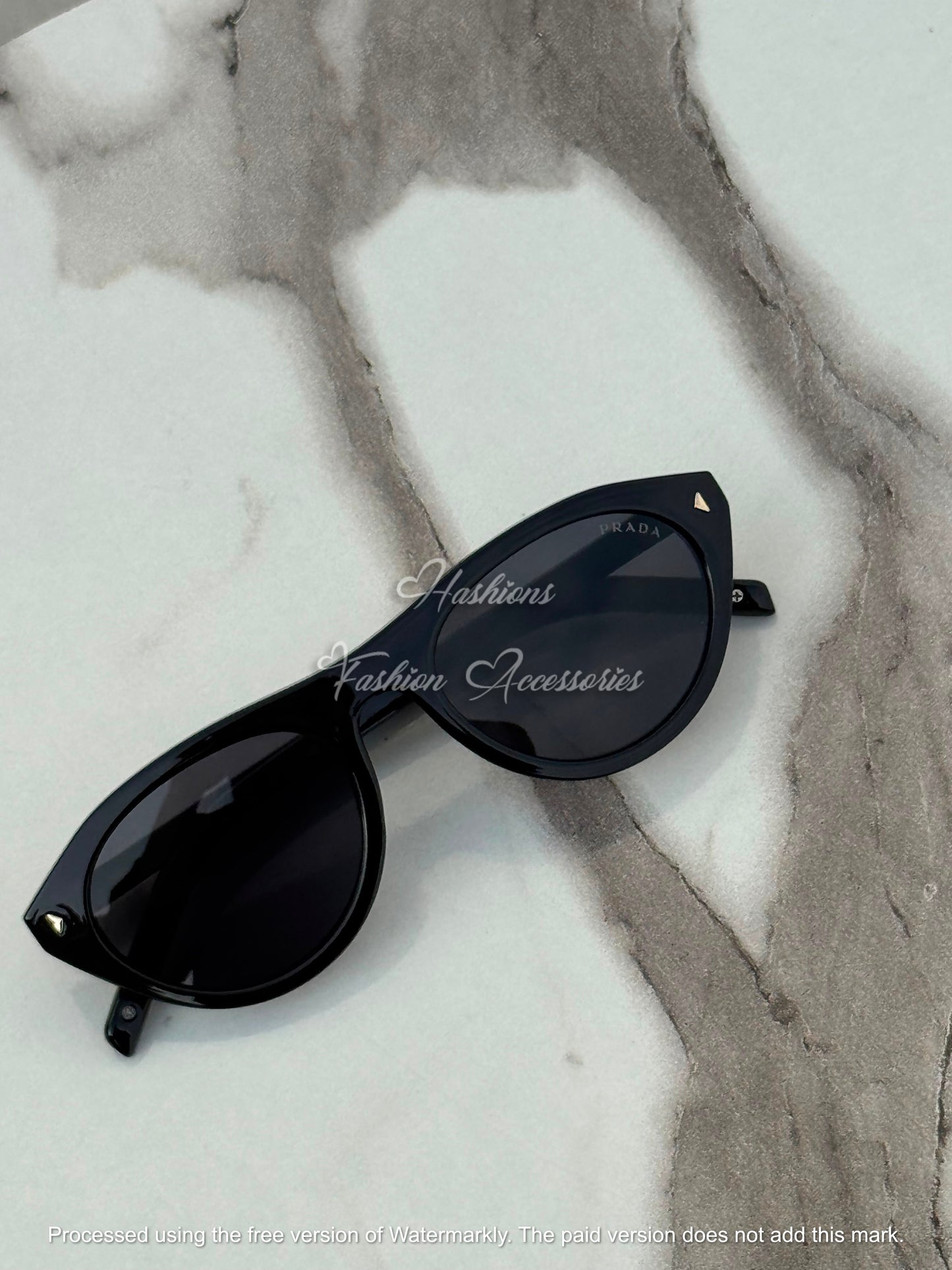 Retro Oval Sunglasses