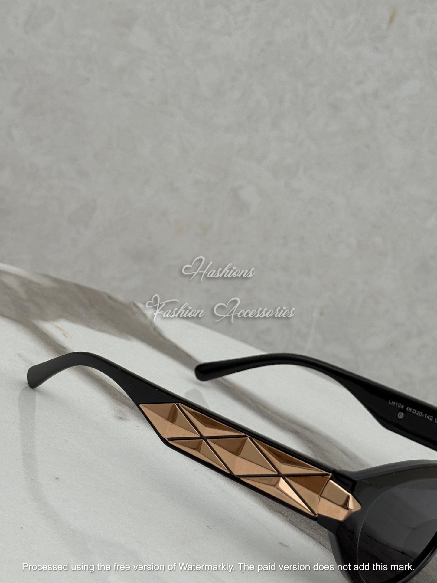 Sleek Oval Cat-Eye Sunglasses