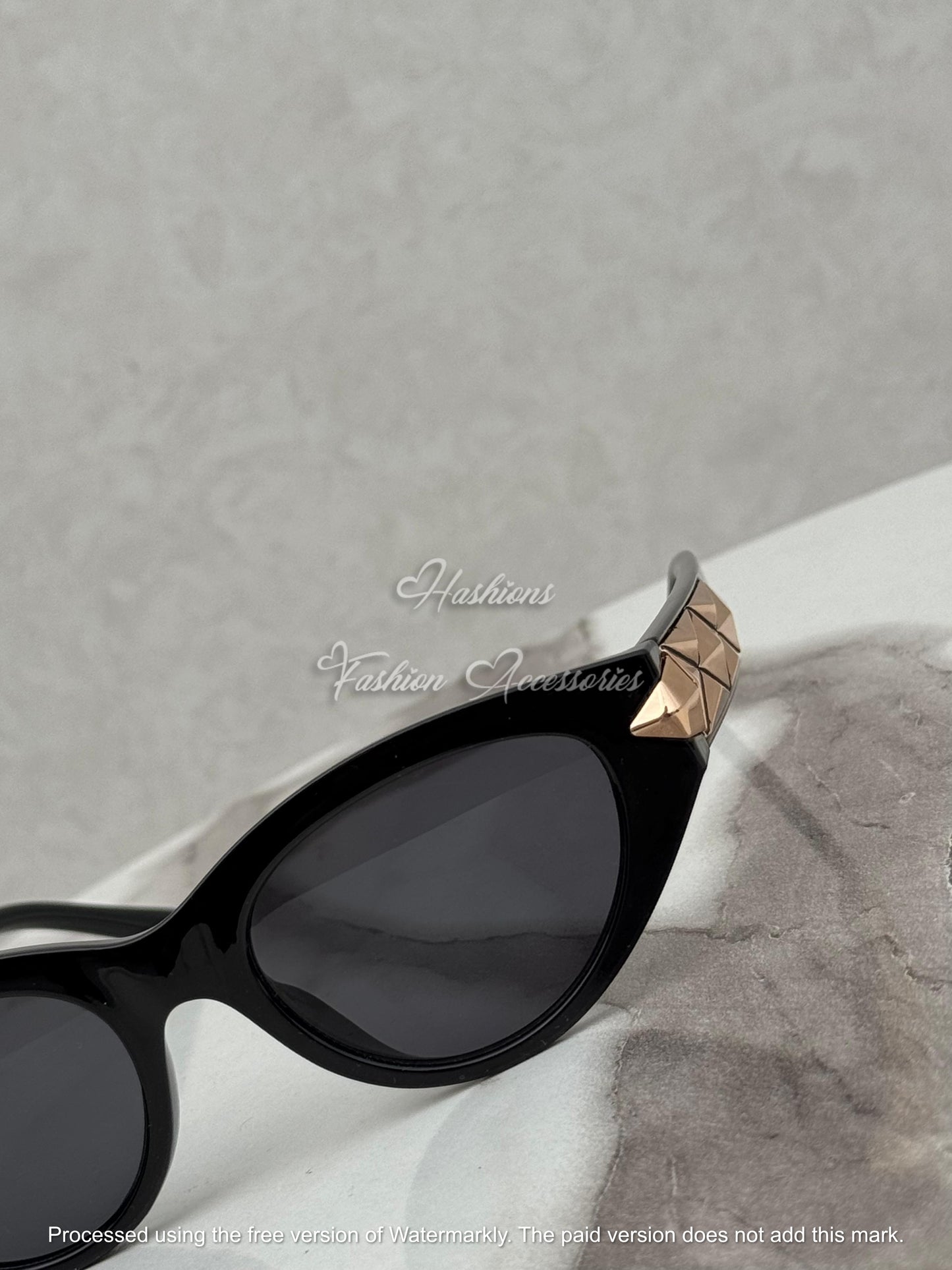 Sleek Oval Cat-Eye Sunglasses