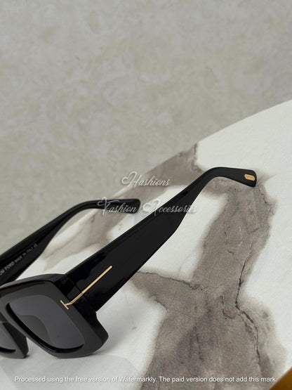 Retro Square Thick Frame Sunglasses