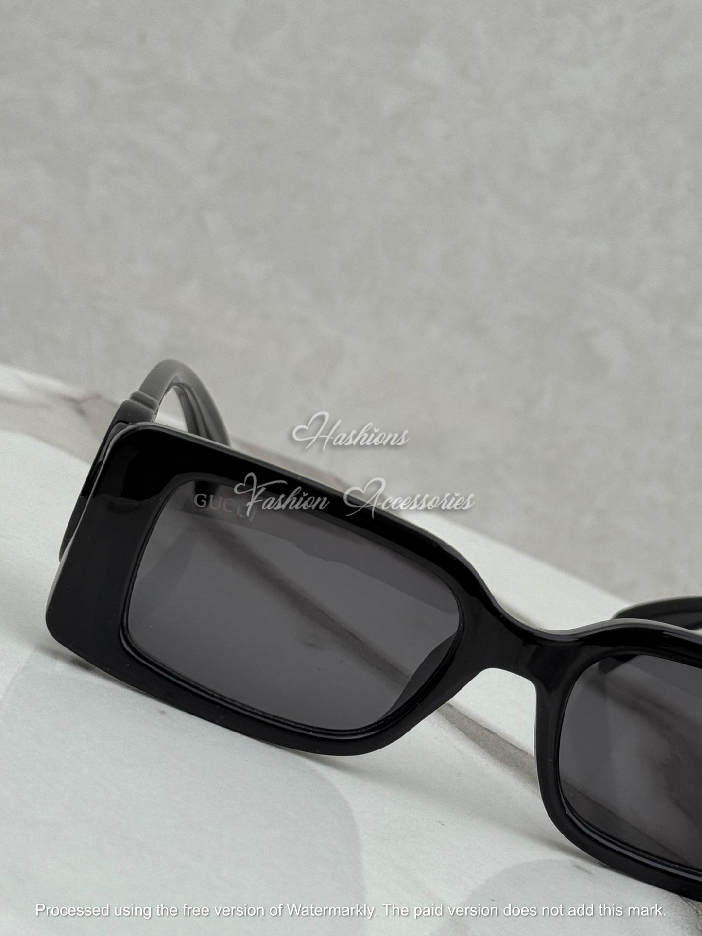 Women’s Rectangular Glossy Frame Sunglasses