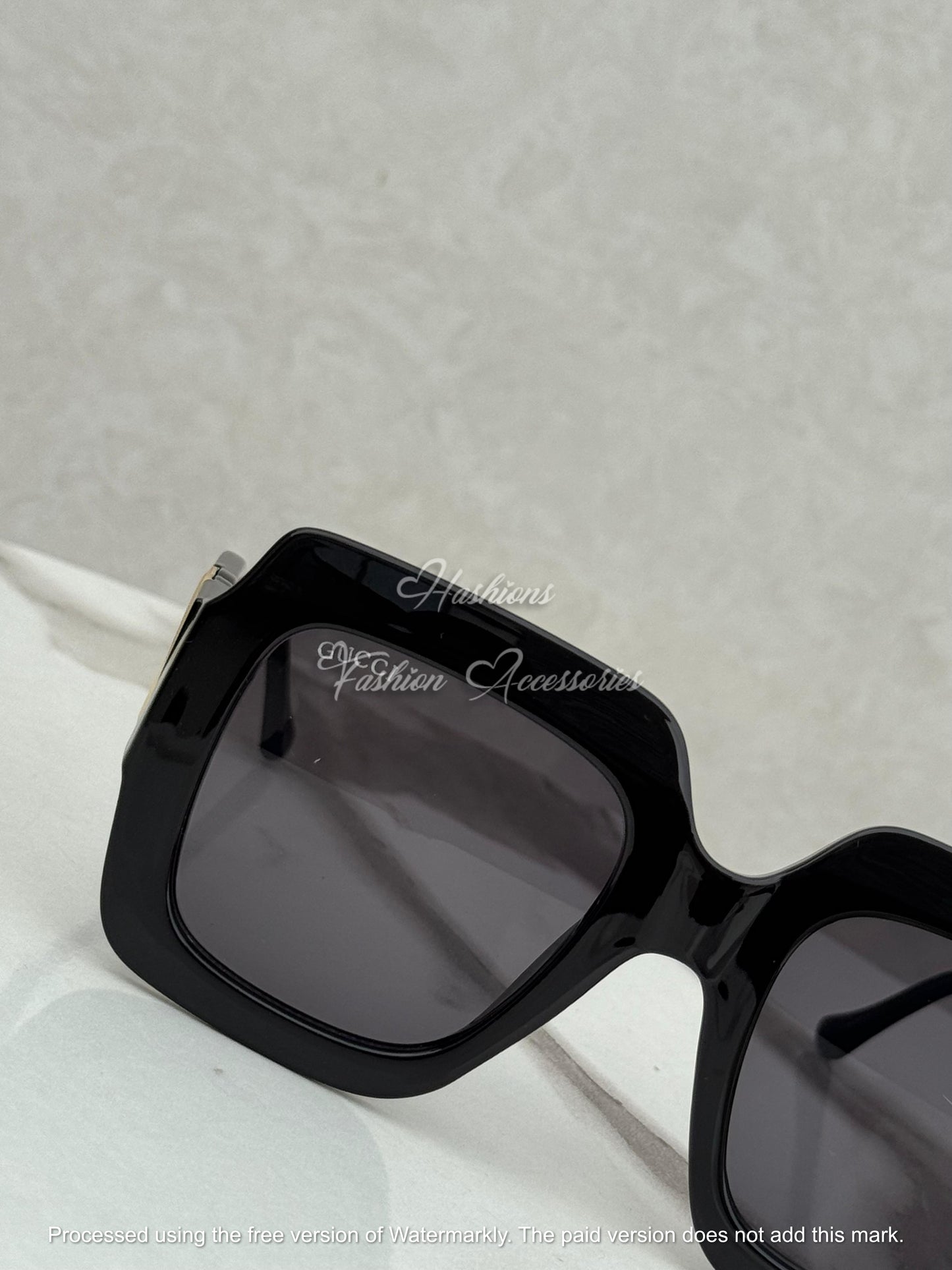 GG Square Sunglasses