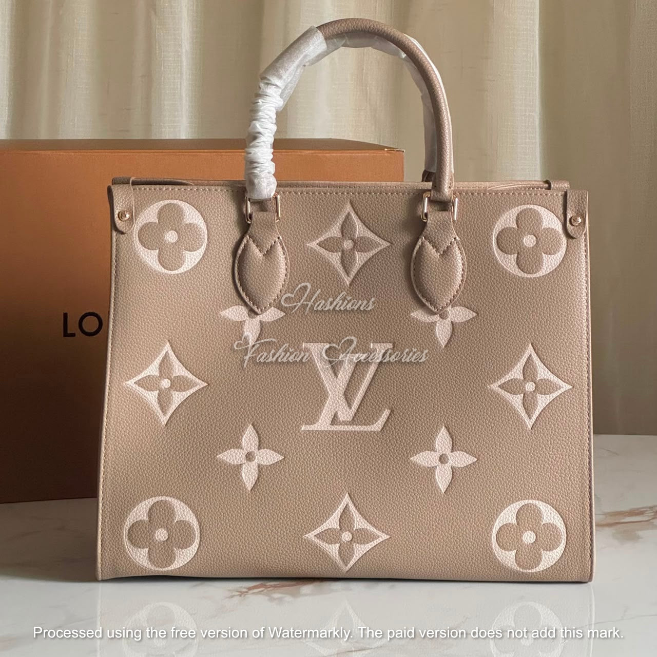 Medium Monogram Leather Tote Bag