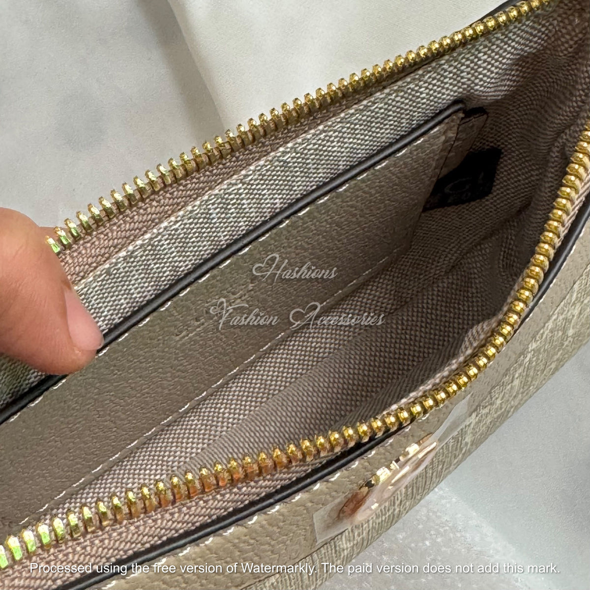 Luxury Canvas Chain Shoulder Bag – Mini Monogram Design
