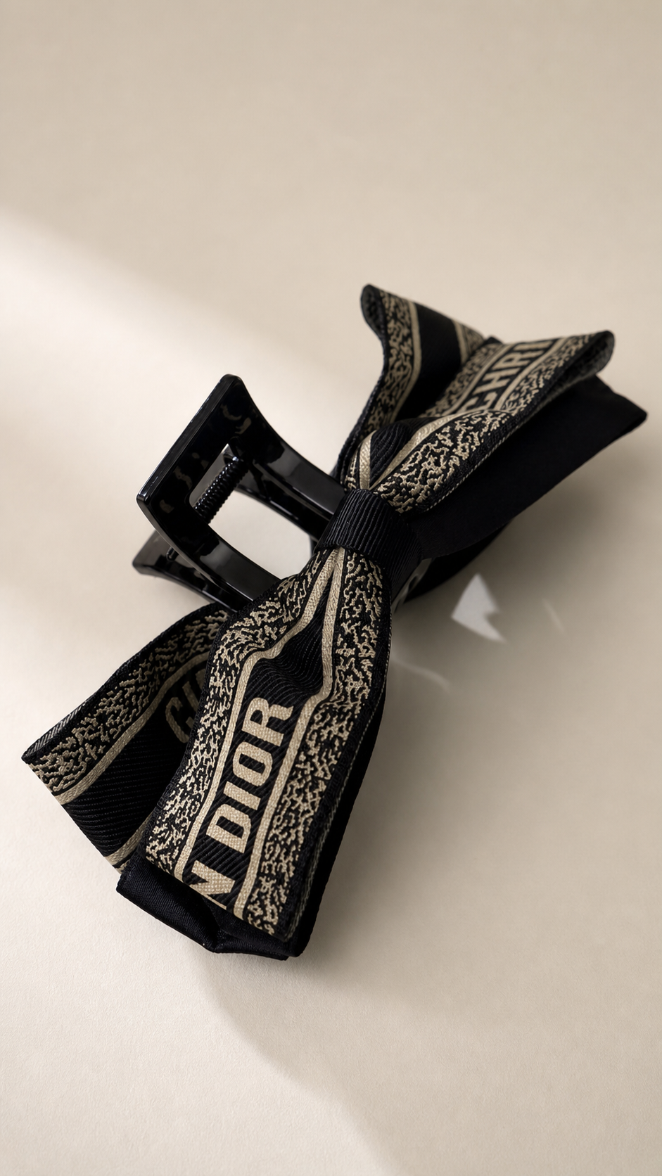 Bow Claw Clip