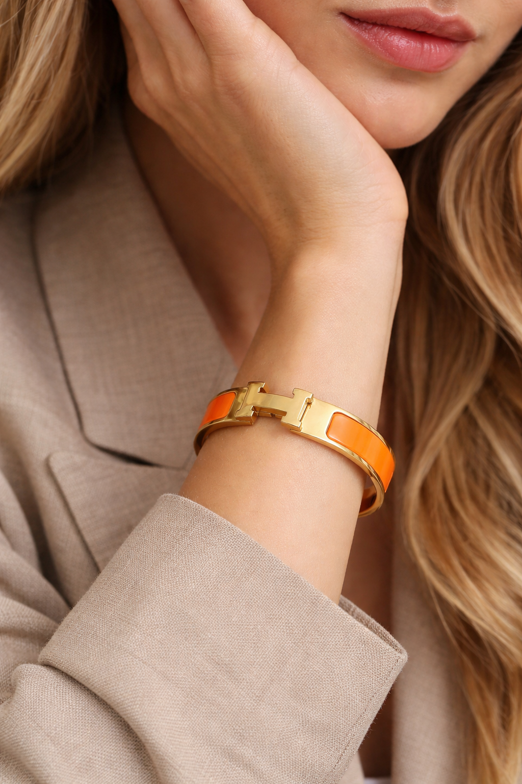H-Motif Enamel Bangle Bracelet