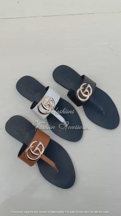 GG Logo Flats