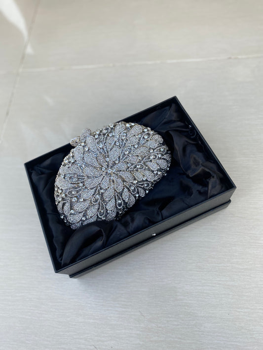 White Pearl Embellished Clutch – Elegant Bridal & Evening Purse for Women